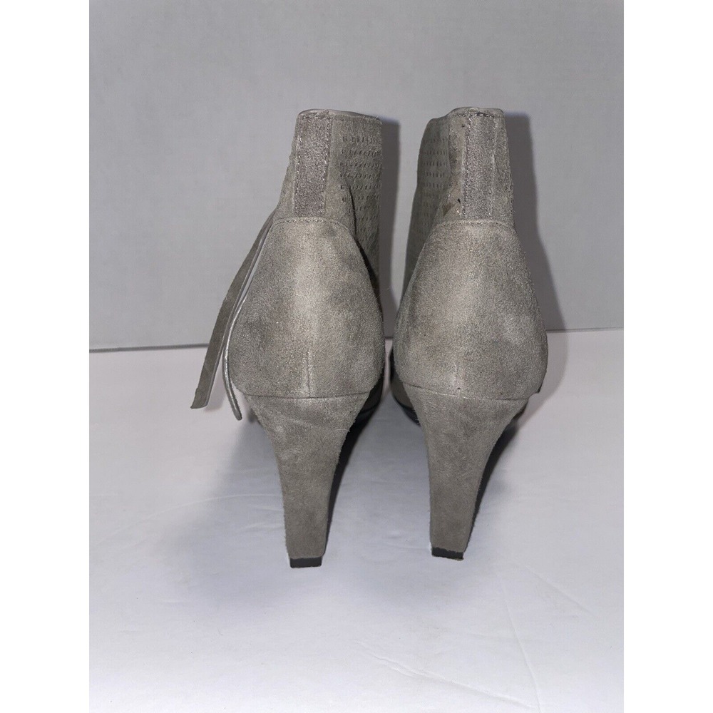 Johnston & Murphy® Women's Suede Perforated Cap Toe Booties in Grey Size 7.5 - Picture 4 of 10